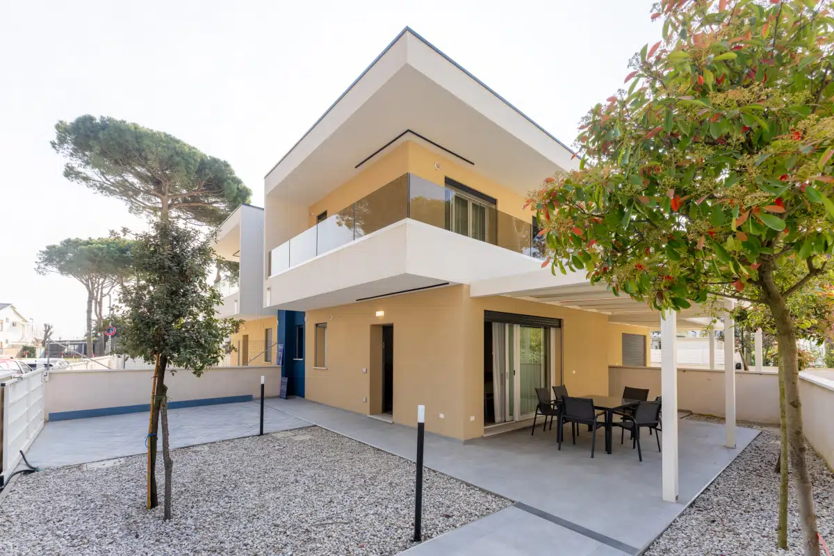 Villetta verticale di nuova costruzione